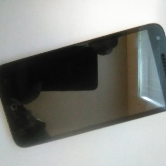 Alcatel wireless smartphone - Picture 2 of 3
